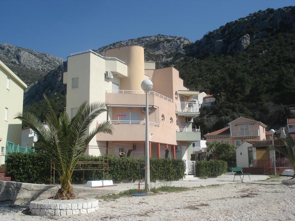 Apartment Iva Klek Exterior photo